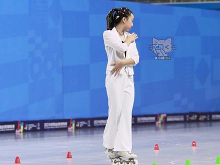 冠军许小小|2023年世界自由式轮滑锦标赛青年女子组花式绕桩 #2023年世界自由式轮滑锦标赛