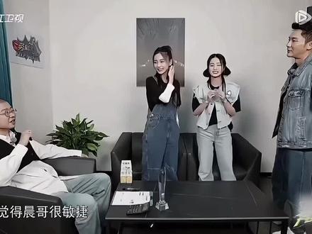李诞 不吃压力之人#跑男 #李诞 #白鹿 #baby #李晨