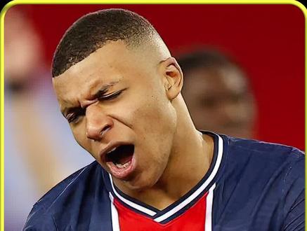 姆巴佩意外受伤,恐无缘欧冠对阵皇马,记者怒斥C罗,将个人利益放在俱乐部之上#姆巴佩 #C罗