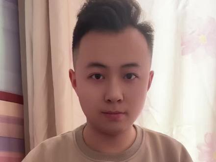 抗癌男孩去世,却遭网红恶评。88万粉丝网红“吴新宇”终于被封号。