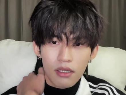 郝熠然 然哥 普普
#帅哥 #云旗 #磕到了 #哥哥