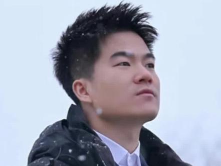 与辉同行阅山河官宣后,广西商务厅短短四小时,连发三条视频,官宣全程支持!!作为参与者、零售者的同时,本身自己也是消费者! #董宇辉 #与辉同行#广西文旅