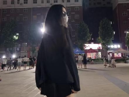 这首bgm我要定了,广场舞我来了#社恐 #丝滑小连招 #科目三