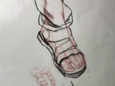 知道三圈法后,画鞋子就很简单啦,不知道三圈法的看我上一个视频#鞋子的画法 #速写 #绘画 #画脚 #速写人物 #原创 #人物速写