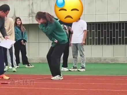 孩子立定跳远跳的很笨重,又跳不远? 快来学习立定跳远小技巧! #立定跳远 #立定跳远辅助练习 #中考体育 #中考