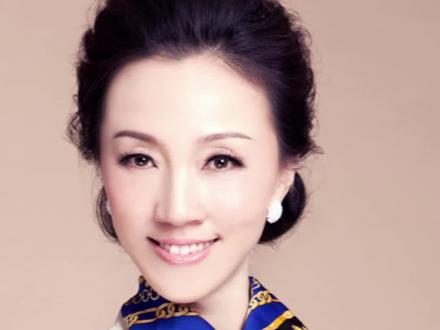 细节的力量。认真做一件事,会解释所有事。#李泉礼仪 #商务礼仪