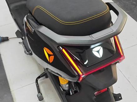 雅迪白鲨二代到店了!#雅迪白鲨