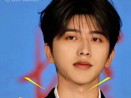 估计蔡徐坤也没想到,只是被“徒弟”金子涵拉黑,竟一夜之间陷入舆论漩涡#内容启发搜索 #影娱热点团 #蔡徐坤 #金子涵 #蔡徐坤ikun