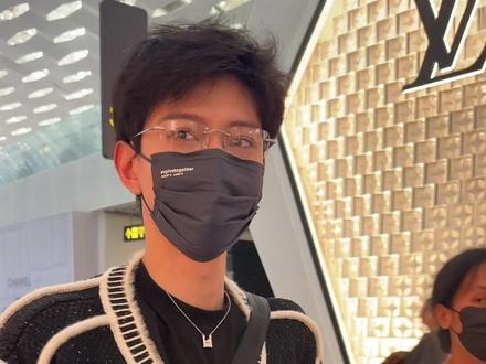 偶遇黄老师|居然不相信我认识他 #黄浩雯