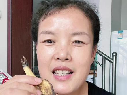 香蕉皮的妙用,#实用小技巧 #学会快去试试吧🔥 #妙招分享 #生活小妙招 #小妙招解决大问题