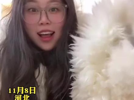女子网购一件羊毛大衣到货试穿后,调侃:“大家好,我是座山雕”网友:你最好不要碰到打猎的 来源:临清融媒@抖音小助手