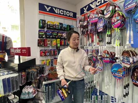纳米7 嗯…应该可以用很久了,哈哈哈 双打我来了!#羽毛球 #羽毛球拍 #羽毛球装备 #享受羽毛球带来的快乐
