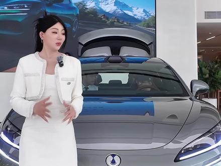 这哪是车,这是给足安全感的“大玩具”。宠爱自己,闪充技术腾势首批搭载,就整台实在的!
#全新腾势Z9GT #全新腾势Z9GT上市价26.98万元起#全新腾势Z9GT纯电续航1036公里#腾势Z9GT充电9分钟续航超千公里#比亚迪第二代刀片电池