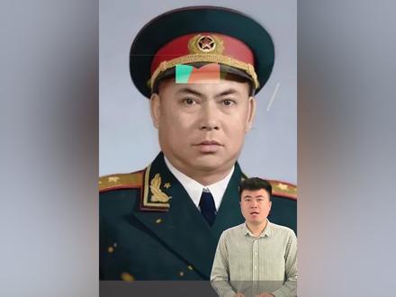 军区副司令员请军长坐前排:你是上将,我是中将