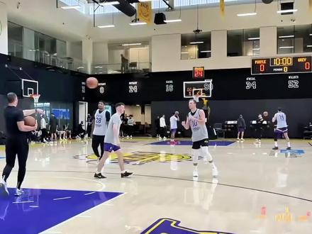 2.6秒绝杀魔术!湖人放弃文森特,换来肯纳德,究竟有多赚? #肯纳德 #肯纳德绝杀魔术