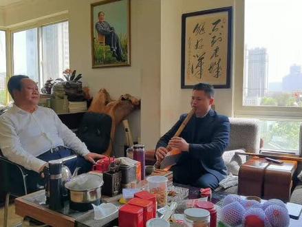 依然是《幽兰逢春》要晓得赵松庭老师77年谱这曲子的历史意义,方知今日之境的意义非凡! #赵松#洞箫 #水镜版