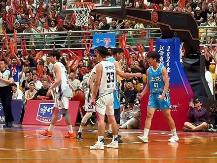 赣ba总决赛第5场,
李凯深个人得分22人,精彩表现。
#实战篮球 #赣ba #台州孔先笙 #李凯深