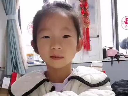 读书,始读,未知有疑;其次,则渐渐有疑;中则节节有疑。过了这一番,疑渐渐释,以至融会贯通,都无所疑,方始是学。读书无疑者须教有疑,有疑,却要无疑,到这里方是长进。