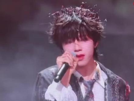 最强底音来袭 实战的神
#王橹杰神级导入