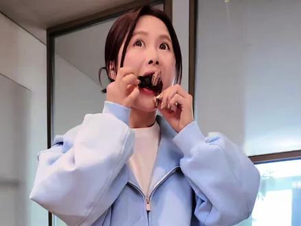 “紫薯精”替身Vlog 今天有“紫薯精”幕后拍摄花絮哦!@周小闹 @周小小闹(大学宿舍) #紫薯精 #周小闹