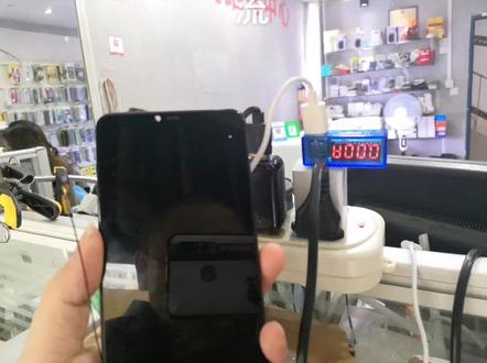 OPPO A5低配不能正常充电,插充电器有提示充电,不进电,越充越少,经检测无充电电流,查阅图纸逐步分析并修复