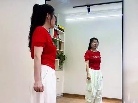 口令完整版《美丽的月亮湾》 #口令版教学 美丽的月亮湾分解教程来咯#最潮广场舞 #简单易学 #零基础学舞蹈 #喜欢跳舞的一起来 @陈陈 🐰
