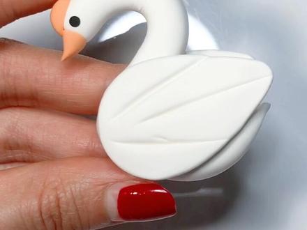 #天鹅 #超轻粘土手工 #动物 @抖音小助手