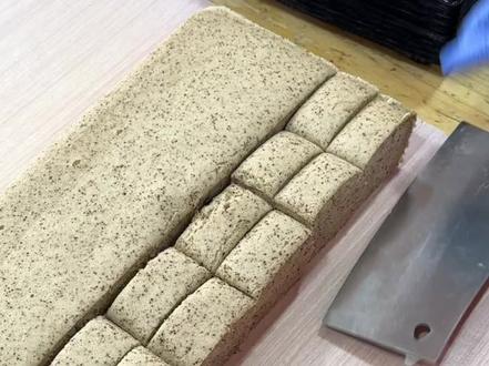 吃了八个月爱了八个月的伯爵红茶糯米糕~