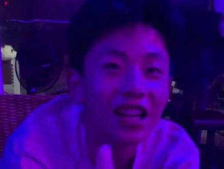 马健博:“谁不行啊” 可爱死了蛋
啊啊啊啊啊啊#马健博 #地蛋 #男高 @DOU+小助手 @抖音小助手