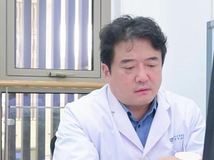 休门氏病不是“绝症”,过度紧张反而害了孩子 对于轻中度、稳定期的休门氏病避免过度医疗和心理负担,让孩子回归正常生活,本身就是一种非常 重要的治疗!#休门氏病 #脊柱健康 #青少年驼背 #育儿焦虑 #脊柱微创孔凡国