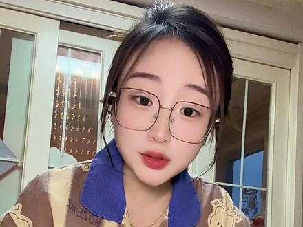 用了小半年的九阳电饭煲,内胆是316不锈钢的 上盖是304的还能拆下来洗,这个设计太贴心了,容量是四升三到四口人一点问题没有#与辉同行 #九阳电饭煲 #不锈钢内胆 #电饭煲推荐 #厨房好物分享 @DOU+小助手 @抖音小助手 @DOU+上热门