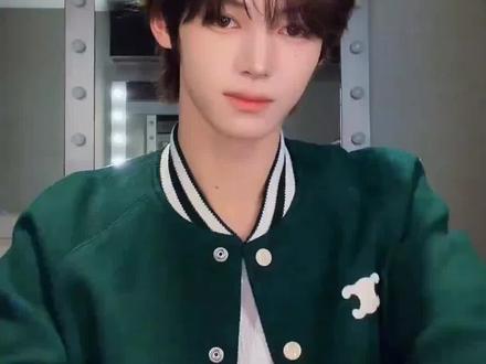 弥渡山歌在外网爆火就这个文化输出爽!
#弥渡山歌#韩振#张帅博#赵美延#金善禹