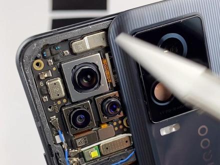 iQOO7拆解大家想看的堆料狂魔黑科技来了#iQOO7全感操控 #创新大会2021 #科技大咖100问