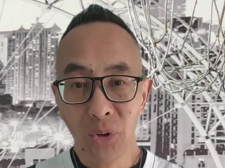 庞峥麟,会是下一个林葳或徐杰吗?老六庞峥麟对阵天津男篮,拿下职业生涯新高。五轮过后,庞峥麟悄然登上国内得分第一,与郭昊文并列。球迷惊呼,老六不配个中国男篮国家队名额?#庞峥麟 #江苏男篮 #dou来CBA #CBA评球大会 #中国男篮