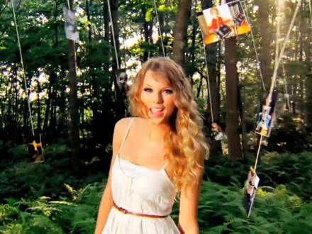 Taylor Swift - Mine