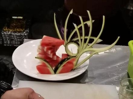 简单易学花式果盘教程来了,喜欢的收藏吧,点开我主页保证你喜欢爱你们哟#花式水果拼盘教程