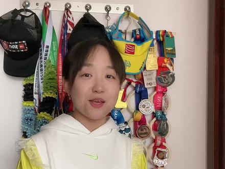 2022北京马拉松倒计时一天,今天中午刚去领了自己的参赛包,一起看看里面都有什么!#2022北京马拉松 #北京马拉松 #马拉松参赛包