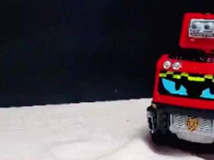 炫卡斗士W 烈狮火警变形定格动画