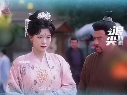 曝短剧出现男演员揩油镜头 #短剧 #男演员揩油 #热度