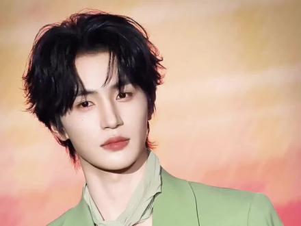 谁能拒绝的了张翅这双委屈巴巴又湿漉漉的眼睛啊!#安利 #热点 #张翅#短剧 #疯批