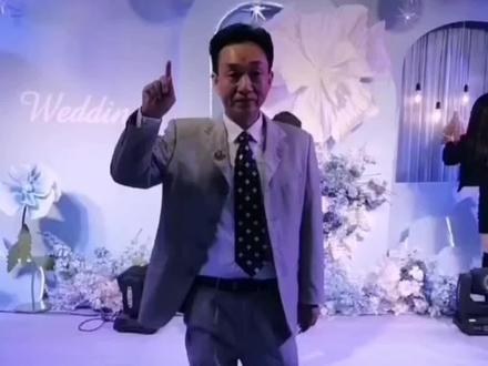 如何预先知道自己的作品违规? 在抖音创作中,作品合规与否直接关乎命运。你可晓得,发布前有个超厉害的“预检神器”!它如同忠诚的卫士,能让未发布作品提前接受违规扫描。
多少创作者曾因违规而苦恼,精心打磨的作品一旦触规,心血便可能白费。但别慌,这个功能来“救场”了。
下面我教大家使用:先打开抖音个人主页,右上角“三道杠”轻点它,再选“更多功能”,踏入“创作者中心”,点击“全部”,找到“账号检测”,进入“发文助手”后点“快速检测”,接着挑选要检测的作品上传,检测时耐心等待。若全程无提示,那就意味着作品可顺利发布啦!
大家学会了吗?赶紧用起来,为作品安全上道加把锁。若有不解之处,评论区留言,我会全力解惑。也欢迎走进直播间,咱们深度交流。我是老罗,每日专注分享鉴定窍门与开店心得,愿与诸位在创作天地里并肩前行,助力大家合规创作,闪耀才华光芒,收获梦想佳绩。
#寄卖行培训 #寄售行培训 #武汉市老罗寄卖有限公司