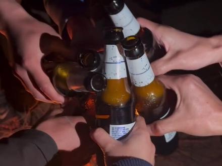 老大 我们每天这样喝的烂醉 真的会幸福吗