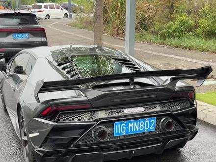 这车也太帅了吧!#兰博基尼 #超跑