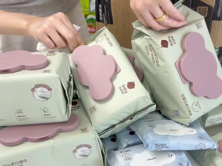 还买啥杂牌子湿巾啊!#babycare 大品牌都这么卷了!布一样厚实 数量有限 姐妹们闭眼冲!#湿巾囤货攻略 #湿巾 #babycare紫盖湿巾 #手口湿巾