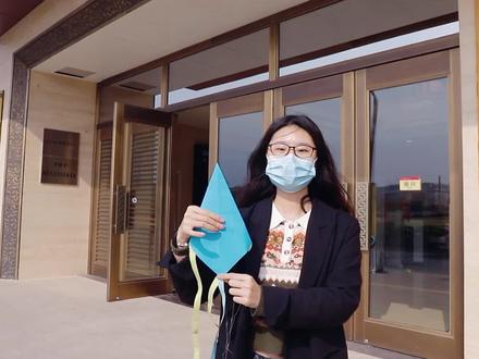 小朋友们,来和我一起制作一个春天的风筝吧。#发现开封#手工