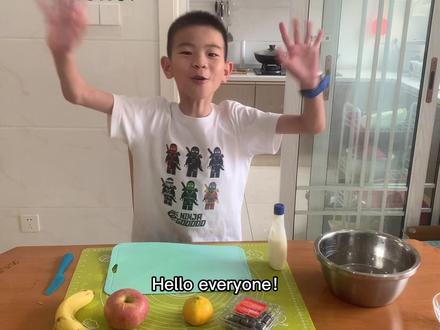 周末特色作业:<make a fruit salad>
制作一份水果沙拉🥗#vlog日常 #周末时光 #来自妈妈的拍摄 #是时候展现真正的技术了