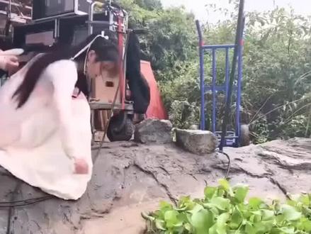 翟一莹张洪鸣二搭封神!《朱砂吻》预约疯冲50万