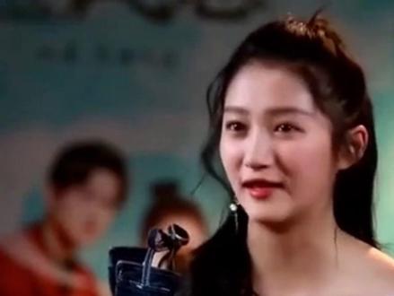 《耀眼》首播即封王!关晓彤李昀锐直接把卫视收视率打穿了#关晓彤#热剧#好剧推荐#电视剧#新剧