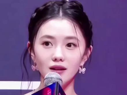 #上热门 女子模仿刘浩存春晚舞蹈简直一模一样#娱乐圈#明星娱乐圈 #娱乐圈的那些事儿