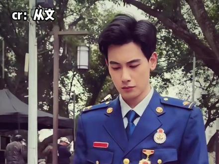 不愧是男大十八变,这个胡先煦直接变到大家心里去了 #胡先煦 #路透 #颜值 #体制内 #人夫感